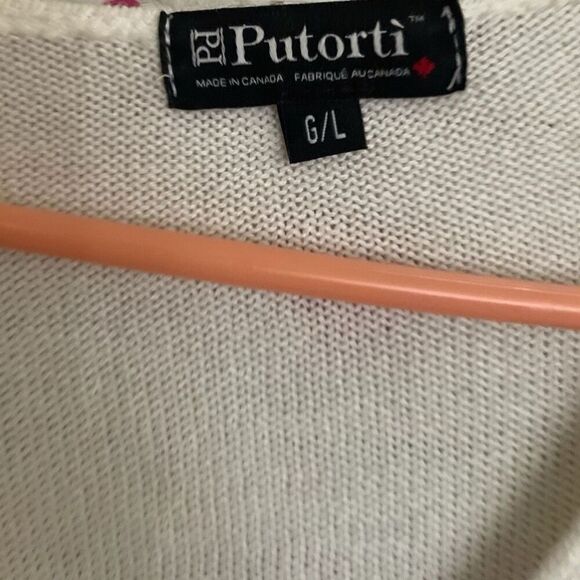 Putorti Cream Triangle Button Pullovet Sweater Size Largw - Picture 3 of 5